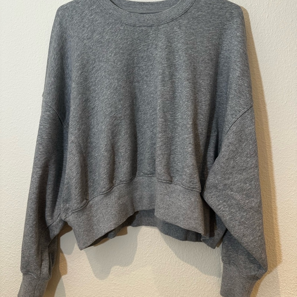 Fabletics Gray Cropped Sweatshirt - Picture 2 of 4